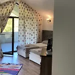 дивият божур Hébergement de vacances *