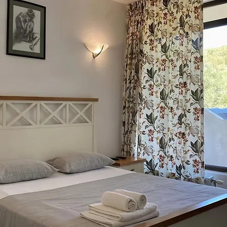 Holiday home дивият божур *
